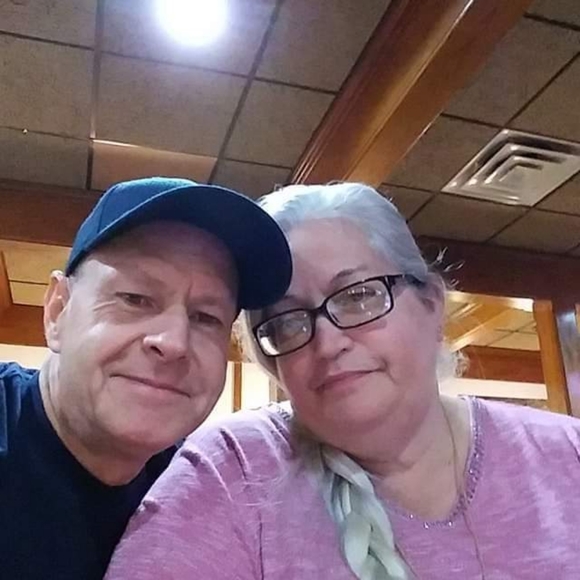 Meet your Poshers, Michael ๐ค And Dawn๐ - Picture 6 of 16